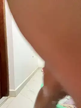 Snapshot of madell chatting on 11, 2, 2025 madell online show from 11, 2, 2025