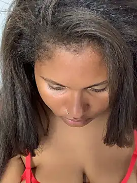 Snapshot of madell chatting on 28, 2, 2025 madell online show from 28, 2, 2025