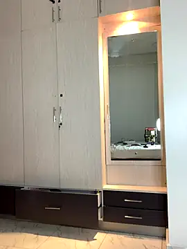 Snapshot of madell chatting on 7, 11, 2025 madell online show from 7, 11, 2025