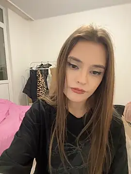 Snapshot of RayWillliams chatting on 29, 11, 2025 RayWillliams online show from 29, 11, 2025