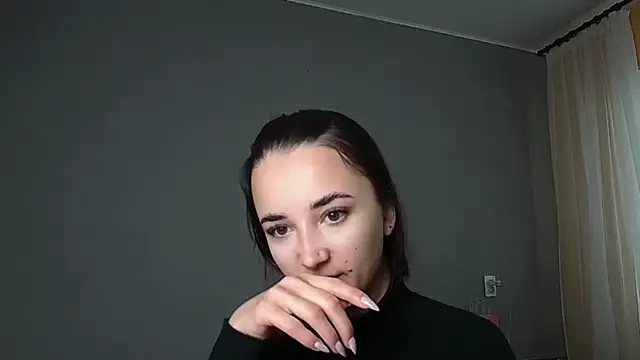 Eva Gloryy online show from 4, 6, 2026