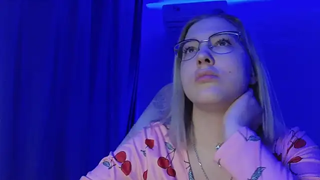 Snapshot of HotBrandyX chatting on 13, 1, 2026 HotBrandyX online show from 13, 1, 2026