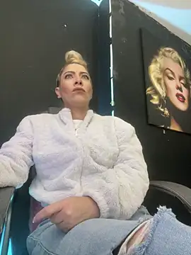 viktoria davis  online show from 14, 2, 2026