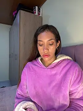 zoe storm online show from 25, 2, 2026