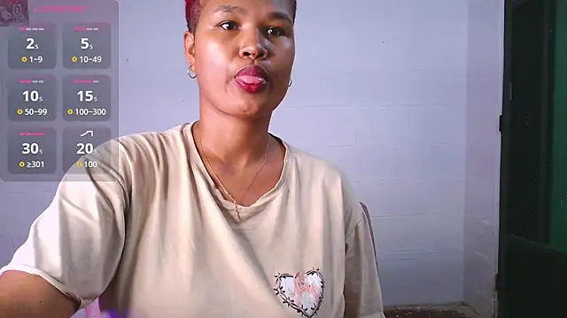 Snapshot of anais_03 chatting on 2, 10, 2025 anais 03 online show from 2, 10, 2025