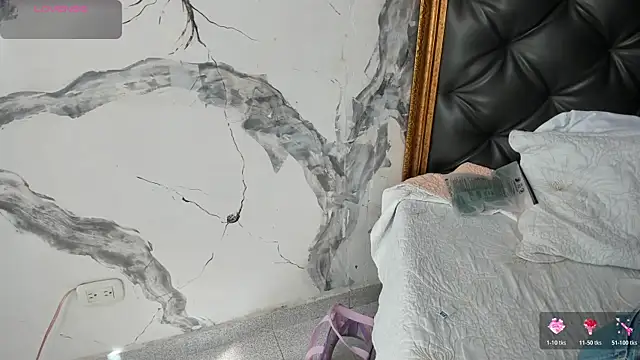 DalayMoore online show from 8, 3, 2026