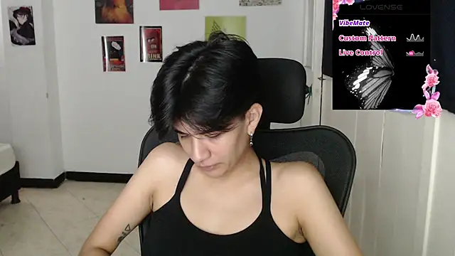 Snapshot of Dha_lia0 chatting on 14, 11, 2025 Dha lia0 online show from 14, 11, 2025