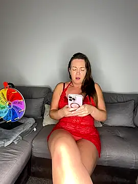 Snapshot of GoddessLucyRose chatting on 12, 9, 2025 GoddessLucyRose online show from 12, 9, 2025