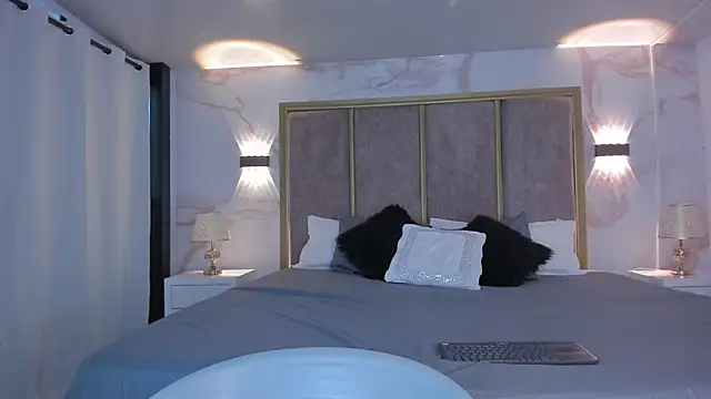 ValeriaOrtega online show from 13, 4, 2026