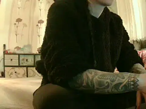 Snapshot of HannahD chatting on 17, 1, 2025 HannahD online show from 17, 1, 2025