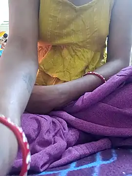 Snapshot of chocobbsimarn chatting on 3, 2, 2025 chocobbsimarn online show from 3, 2, 2025