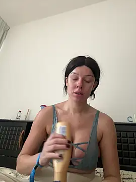 Snapshot of SexySophiaax chatting on 2, 2, 2025 SexySophiaax online show from 2, 2, 2025