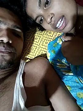 Hot couple 1 online show from 1, 5, 2026