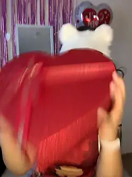 Snapshot of GinnyDelice chatting on 25, 2, 2025 GinnyDelice online show from 25, 2, 2025