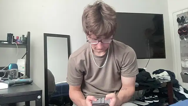 Snapshot of ryan_28747 chatting on 4, 5, 2026 ryan 28747 online show from 4, 5, 2026