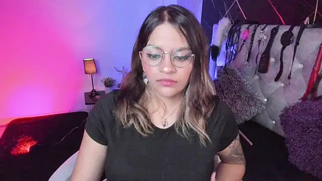 Snapshot of victoria__floyd chatting on 1, 5, 2026 victoria floyd online show from 1, 5, 2026