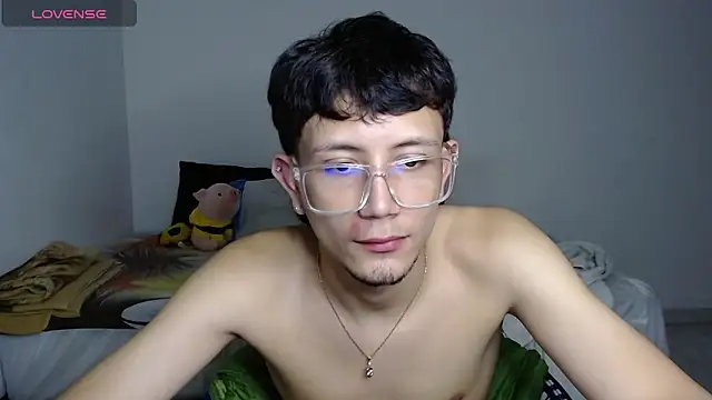 cute mathew online show from 11, 3, 2025