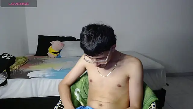 cute mathew online show from 13, 3, 2025