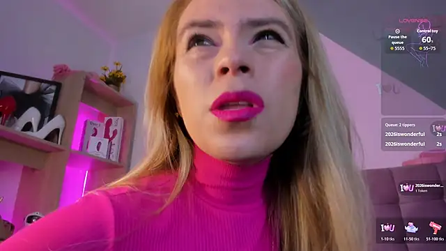 Snapshot of RayaCarr_ chatting on 10, 1, 2026 RayaCarr online show from 10, 1, 2026