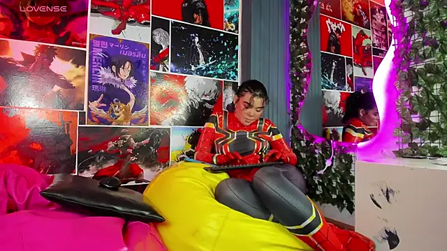 Snapshot of Zoe_Cheshire chatting on 3, 2, 2025 Zoe Cheshire online show from 3, 2, 2025