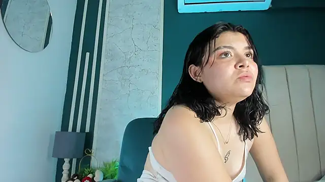 Snapshot of Zoe_Cheshire chatting on 25, 2, 2025 Zoe Cheshire online show from 25, 2, 2025