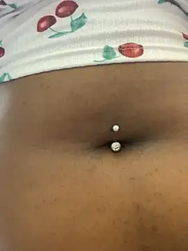 Snapshot of Spicey-CheekssX chatting on 19, 2, 2025 Spicey-CheekssX online show from 19, 2, 2025