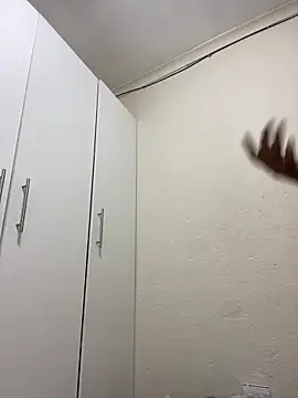 Snapshot of Spicey-CheekssX chatting on 6, 3, 2025 Spicey-CheekssX online show from 6, 3, 2025