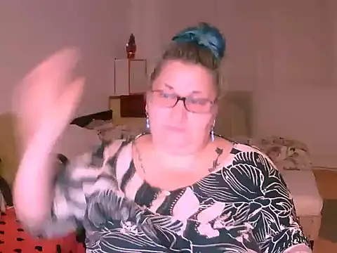 mayamayx online show from 13, 12, 2025