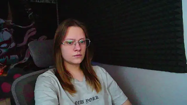 TessaSwans online show from 1, 2, 2025