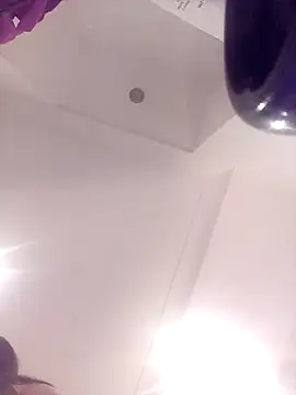 HotHornyEmmaX online show from 25, 1, 2025