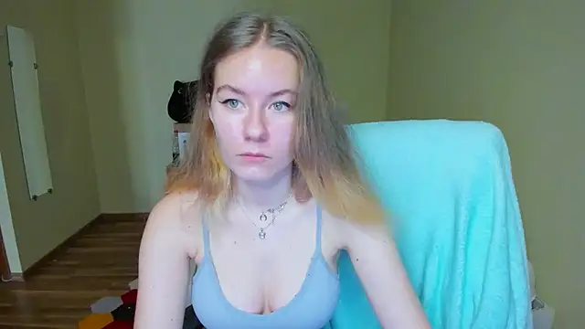 EmilyPaw online show from 9, 3, 2025