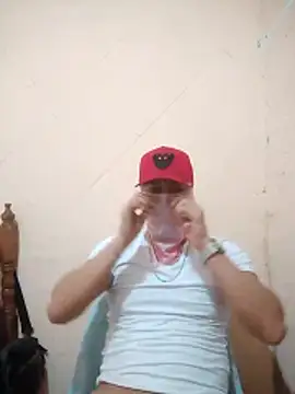 Snapshot of LuisMex1998 chatting on 4, 11, 2025 LuisMex1998 online show from 4, 11, 2025