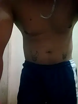 Snapshot of LuisMex1998 chatting on 20, 11, 2025 LuisMex1998 online show from 20, 11, 2025