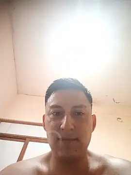 Snapshot of LuisMex1998 chatting on 17, 7, 2026 LuisMex1998 online show from 17, 7, 2026