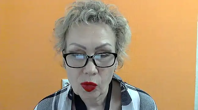 NessyJenixs online show from 18, 3, 2025