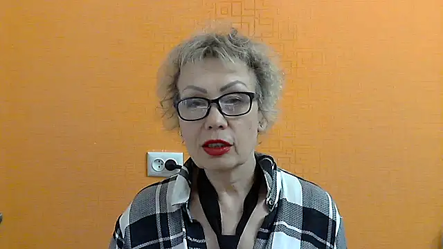 NessyJenixs online show from 22, 3, 2025