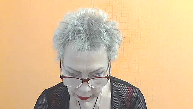 Snapshot of NessyJenixs chatting on 11, 11, 2025 NessyJenixs online show from 11, 11, 2025