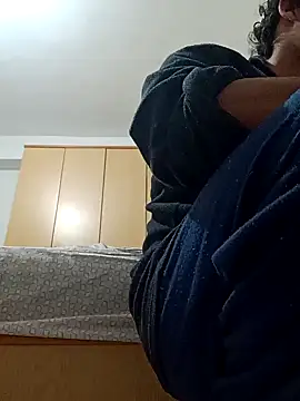 Snapshot of cingonduro chatting on 4, 3, 2025 cingonduro online show from 4, 3, 2025