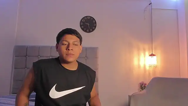 Snapshot of Tylerdrdn chatting on 26, 10, 2025 Tylerdrdn online show from 26, 10, 2025