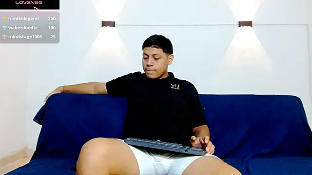 Snapshot of Tylerdrdn chatting on 2, 11, 2025 Tylerdrdn online show from 2, 11, 2025