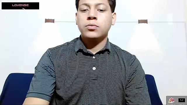 Snapshot of Tylerdrdn chatting on 13, 11, 2025 Tylerdrdn online show from 13, 11, 2025