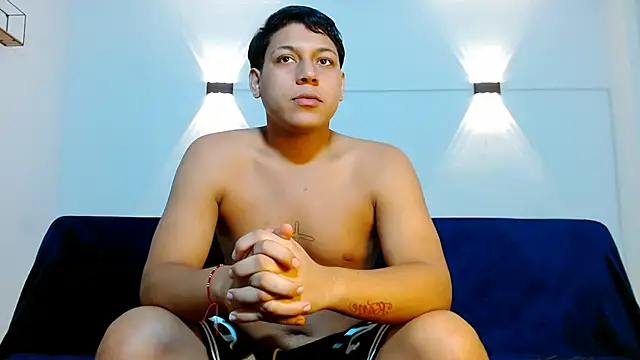 Snapshot of Tylerdrdn chatting on 19, 12, 2025 Tylerdrdn online show from 19, 12, 2025