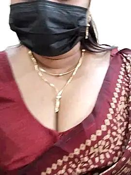 Snapshot of Queenflowerr chatting on 25, 2, 2025 Queenflowerr online show from 25, 2, 2025