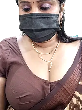 Snapshot of Queenflowerr chatting on 16, 3, 2025 Queenflowerr online show from 16, 3, 2025