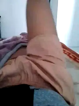 Snapshot of sydmanyoba chatting on 15, 12, 2025 sydmanyoba online show from 15, 12, 2025