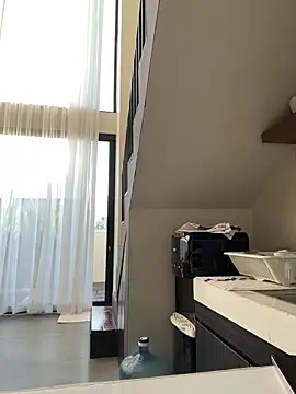 veronikawithDDDs online show from 1, 10, 2025