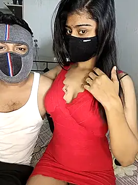 Snapshot of Love-N chatting on 27, 11, 2025 Love-N online show from 27, 11, 2025