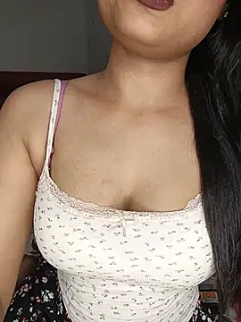 Snapshot of Love-N chatting on 31, 5, 2026 Love-N online show from 31, 5, 2026