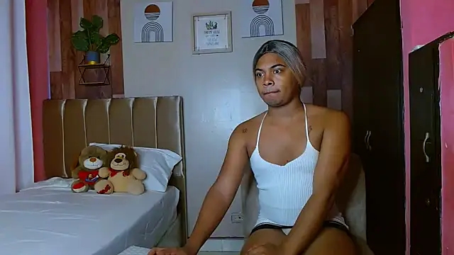 Snapshot of electrabrowns chatting on 9, 10, 2025 electrabrowns online show from 9, 10, 2025