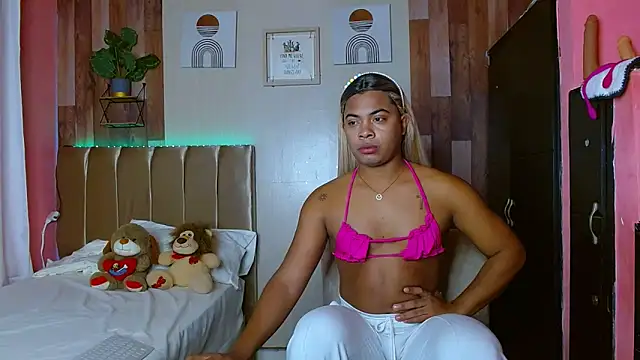 Snapshot of electrabrowns chatting on 15, 10, 2025 electrabrowns online show from 15, 10, 2025